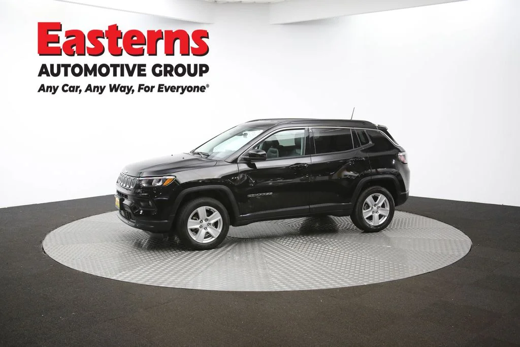 Used 2022 Black Jeep Latitude image 56