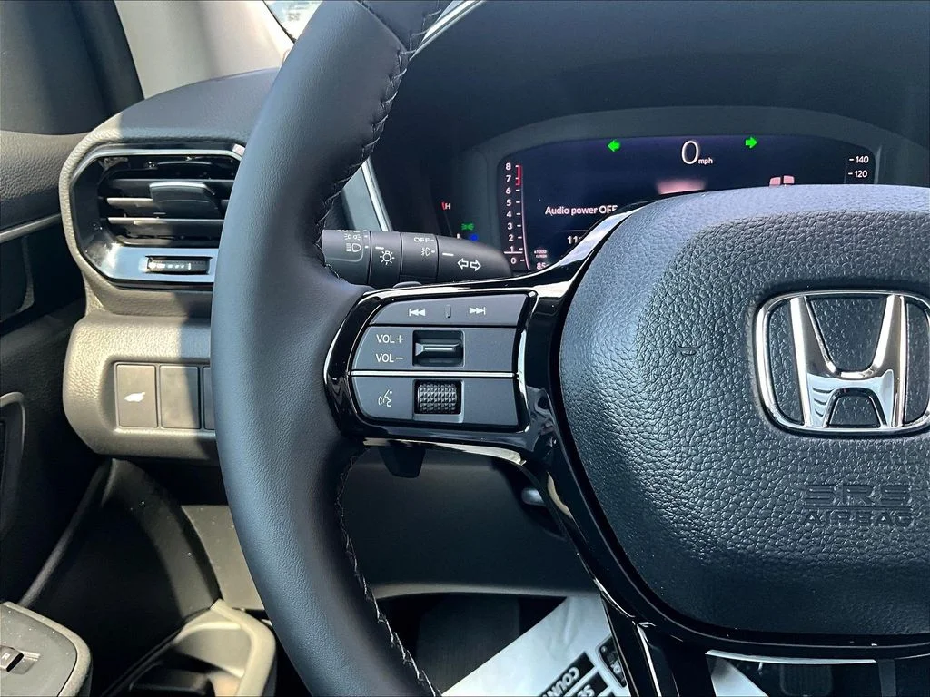 New 2026 Platinum White Pearl Honda AWD EX-L image 12