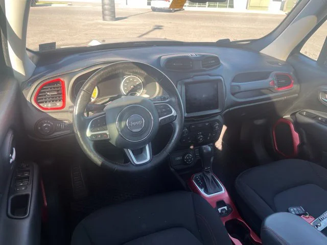 Used 2020 Black Jeep Trailhawk image 10