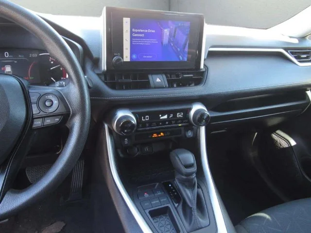 Used 2025 Midnight Black Metallic Toyota XLE image 17