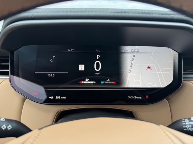 New 2026 Charente Grey Land Rover Dynamic SE image 14