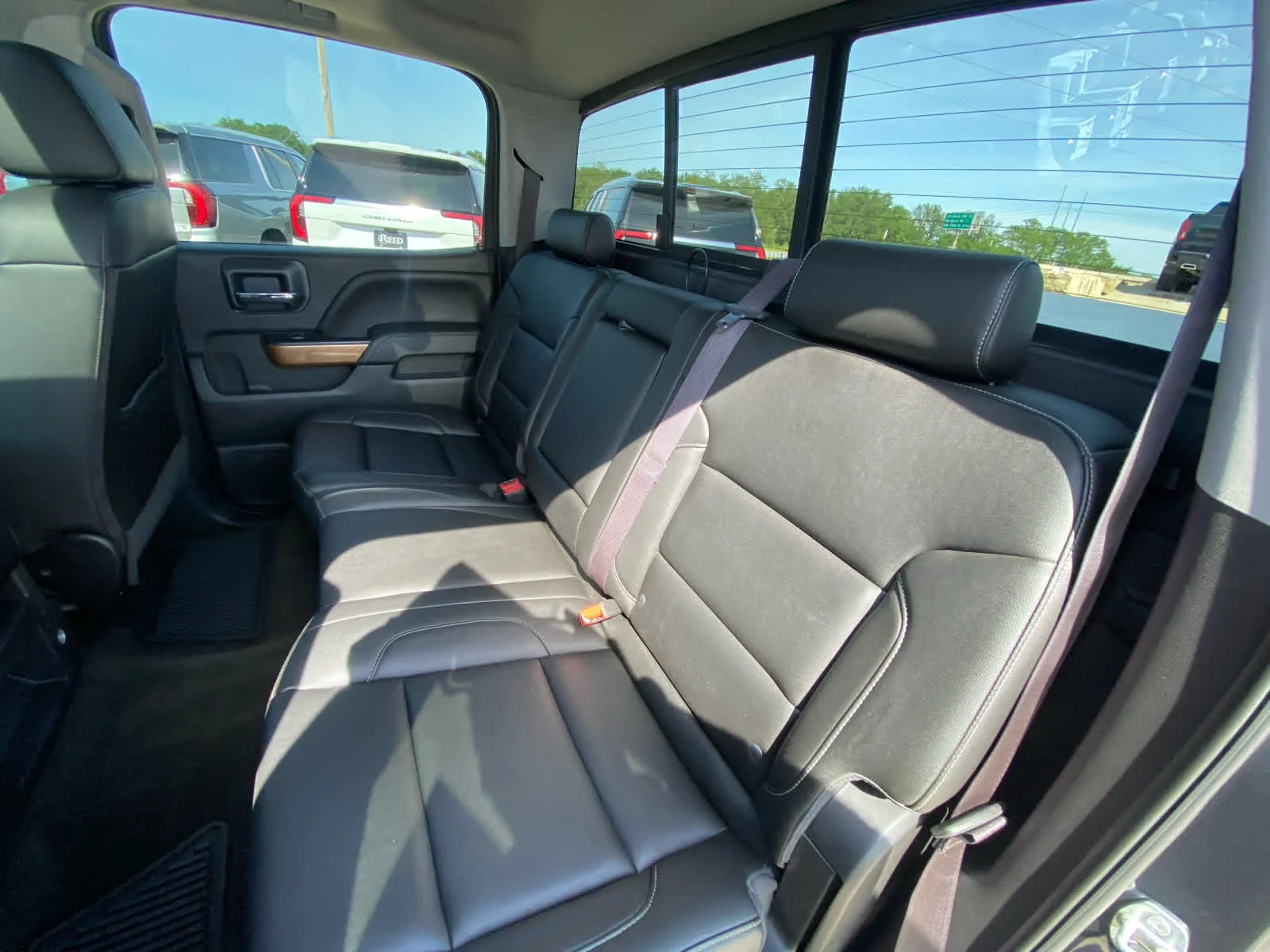 Used 2017 GRAPHITE METALLIC Chevrolet LTZ image 22