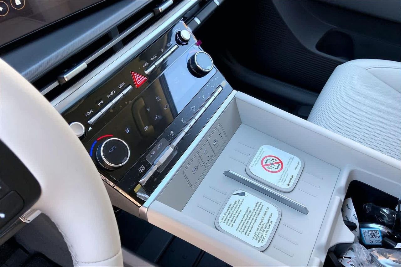 New 2026 Serenity White Hyundai SEL AWD image 8