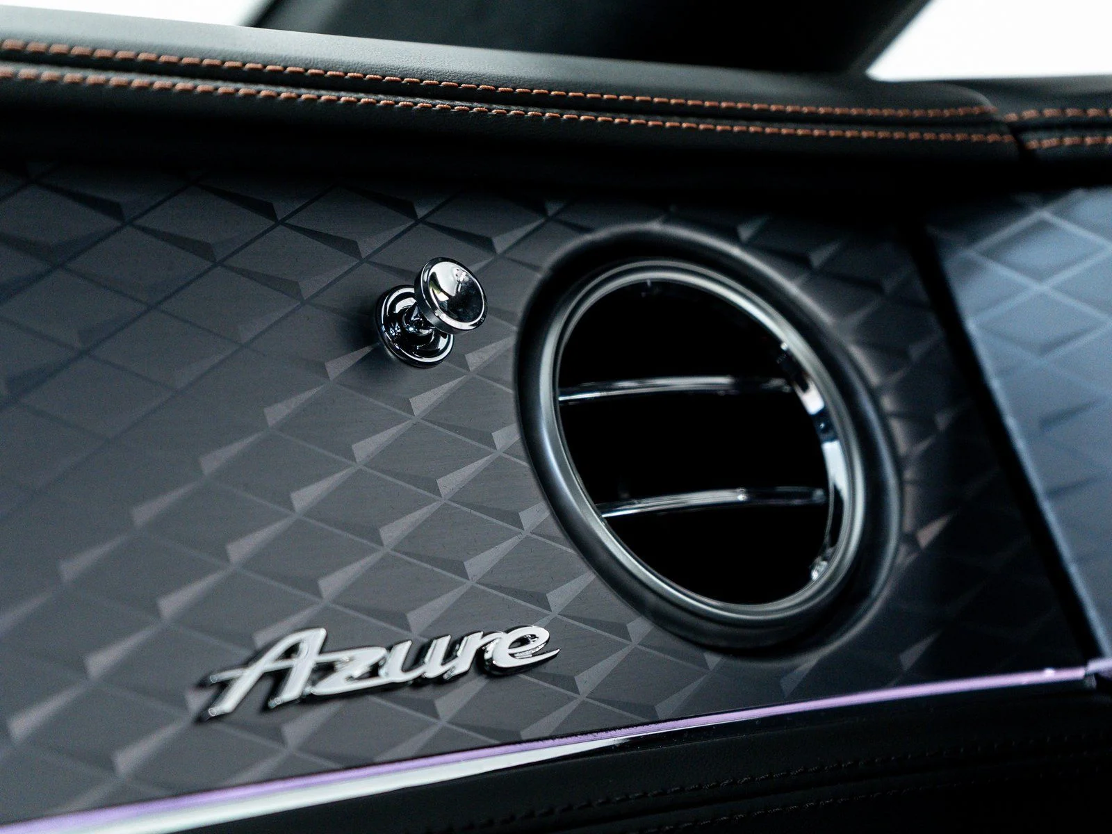 New 2026 Tourmaline Green - by Mulliner Bentley Azure image 35