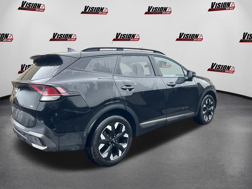 Used 2023 Black Kia X-Line image 5