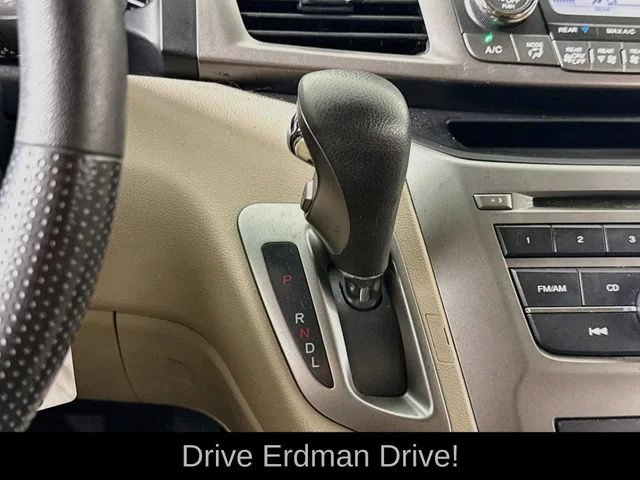 Used 2015 White Honda LX image 19