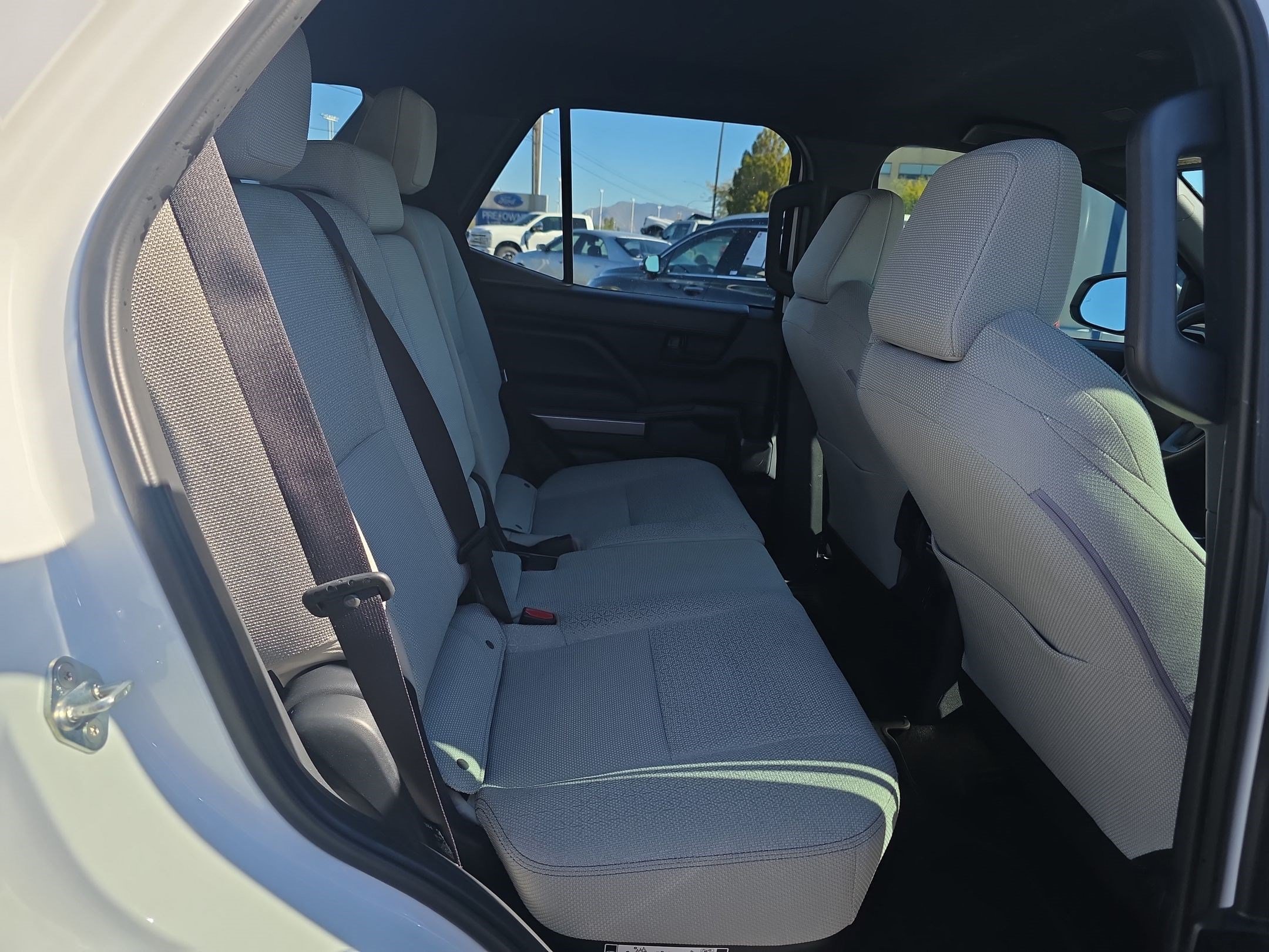Used 2025 Ice Toyota SR5 image 30