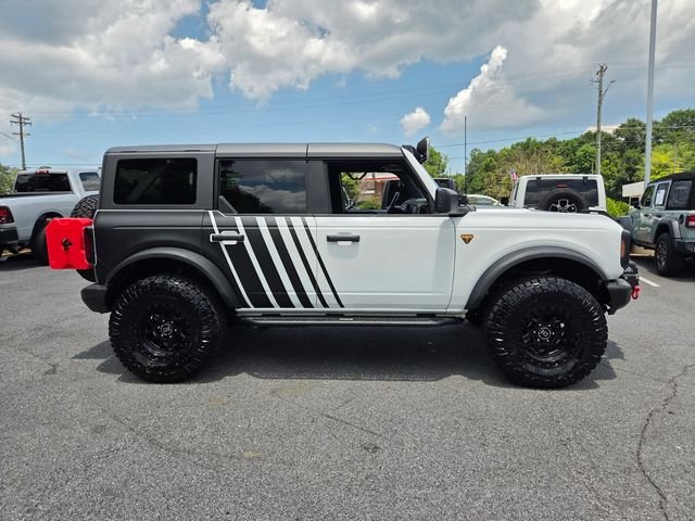 Used 2022 White Ford Badlands image 10