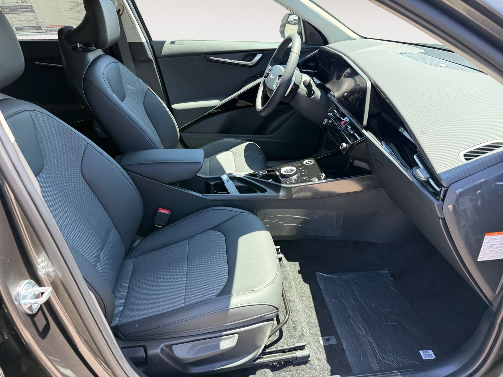 New 2026 Interstellar Gray Kia WIND image 19