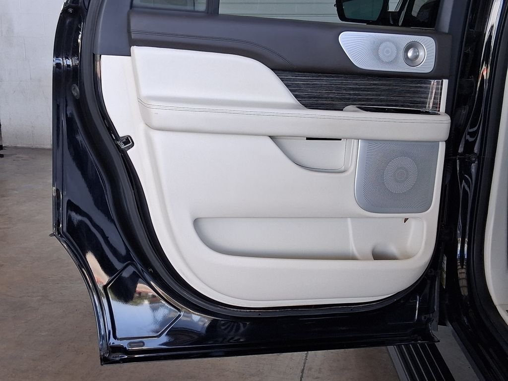 Used 2023 Black Lincoln Black Label image 23