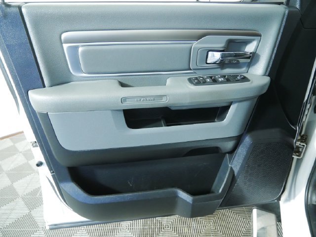 Used 2016 White Ram Big Horn image 21