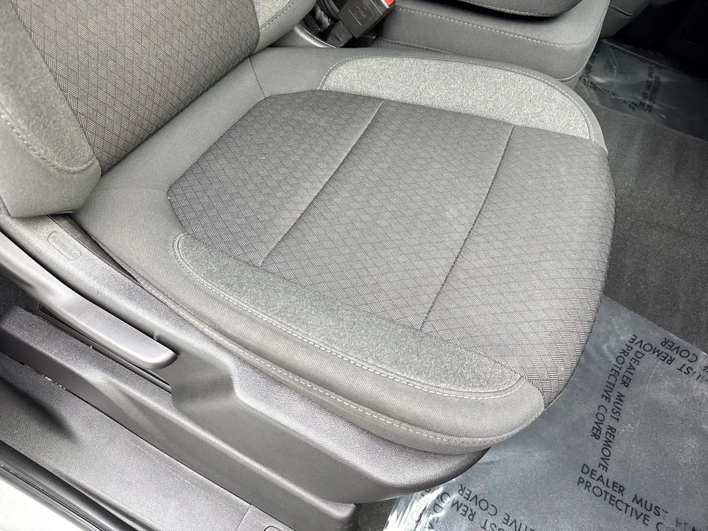 Used 2022 Silver Chevrolet Custom image 45