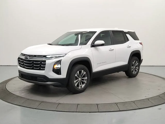 New 2027 White Chevrolet LT image 4