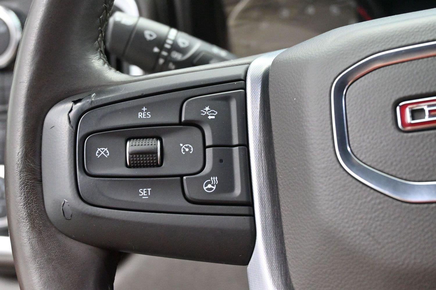 Used 2020 SUMMIT WHITE GMC SLT image 18