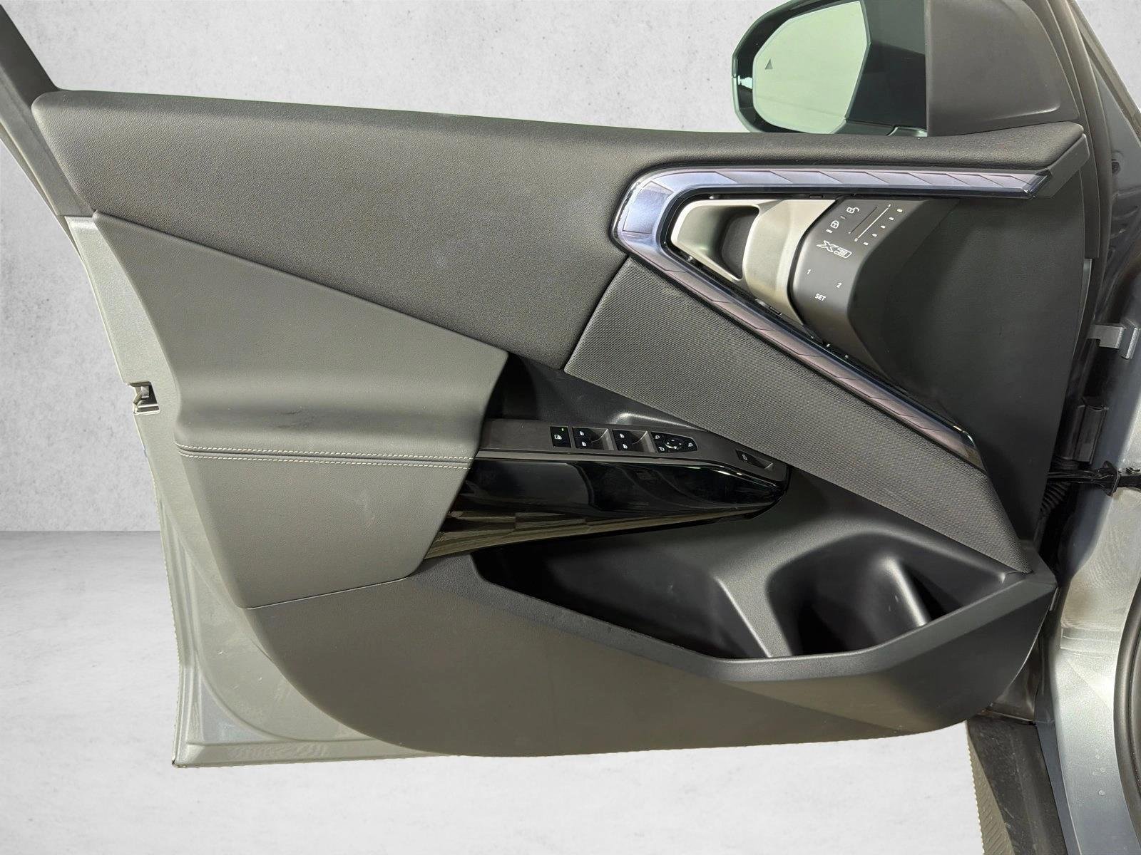 Used 2026 Skyscraper Grey Metallic BMW 30 xDrive image 11