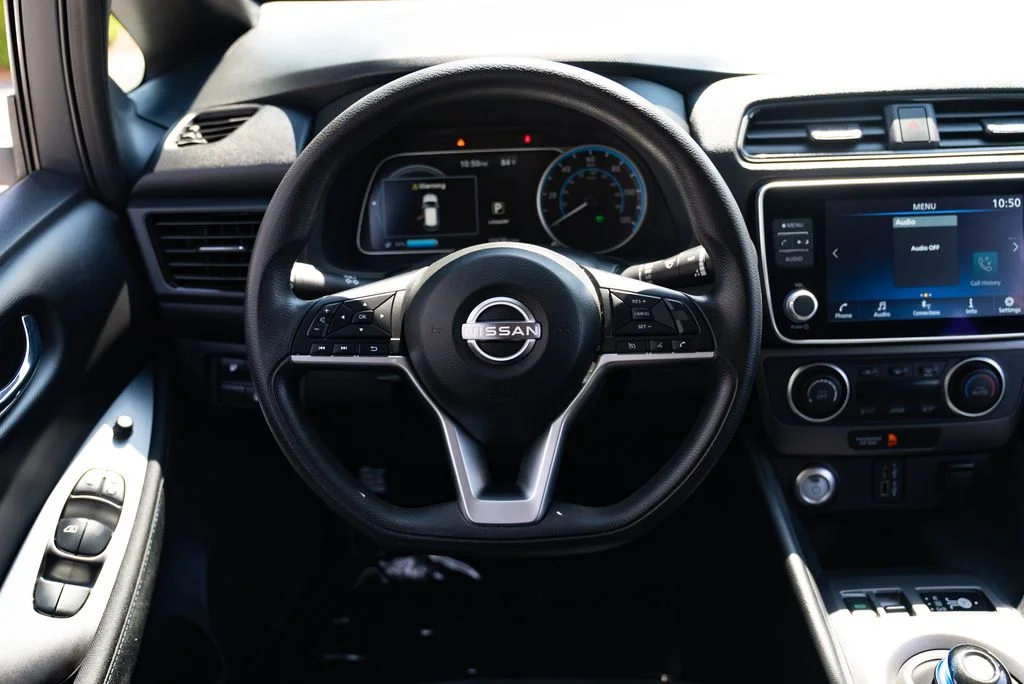Used 2024 White Nissan S image 11