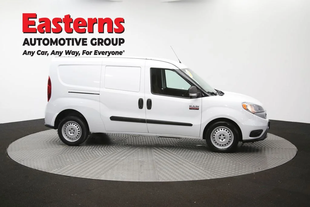 Used 2022 White Ram Base image 45