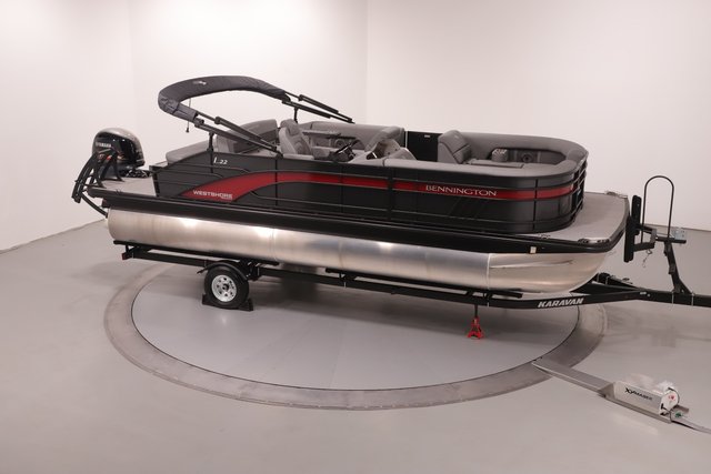 2023 BENNINGTON 22L SWINGBACK w/ 115HP Yamaha SHO 