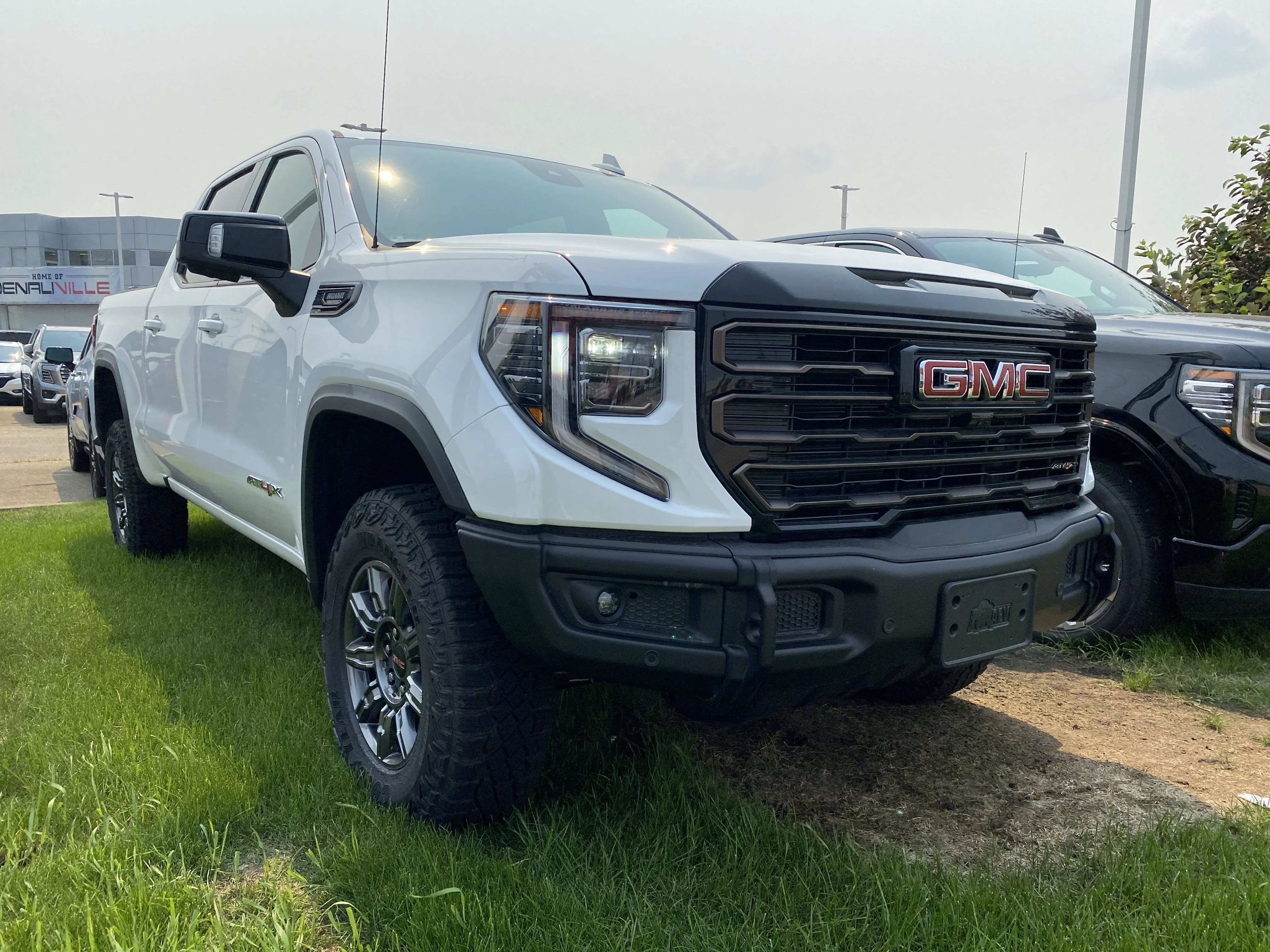 New 2026 Summit White GMC AT4X image 6