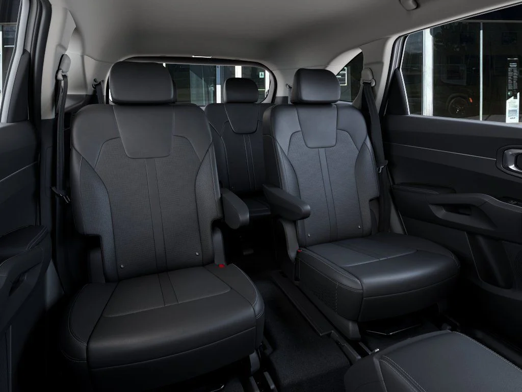 New 2026 Snow White Pearl Kia EX image 16