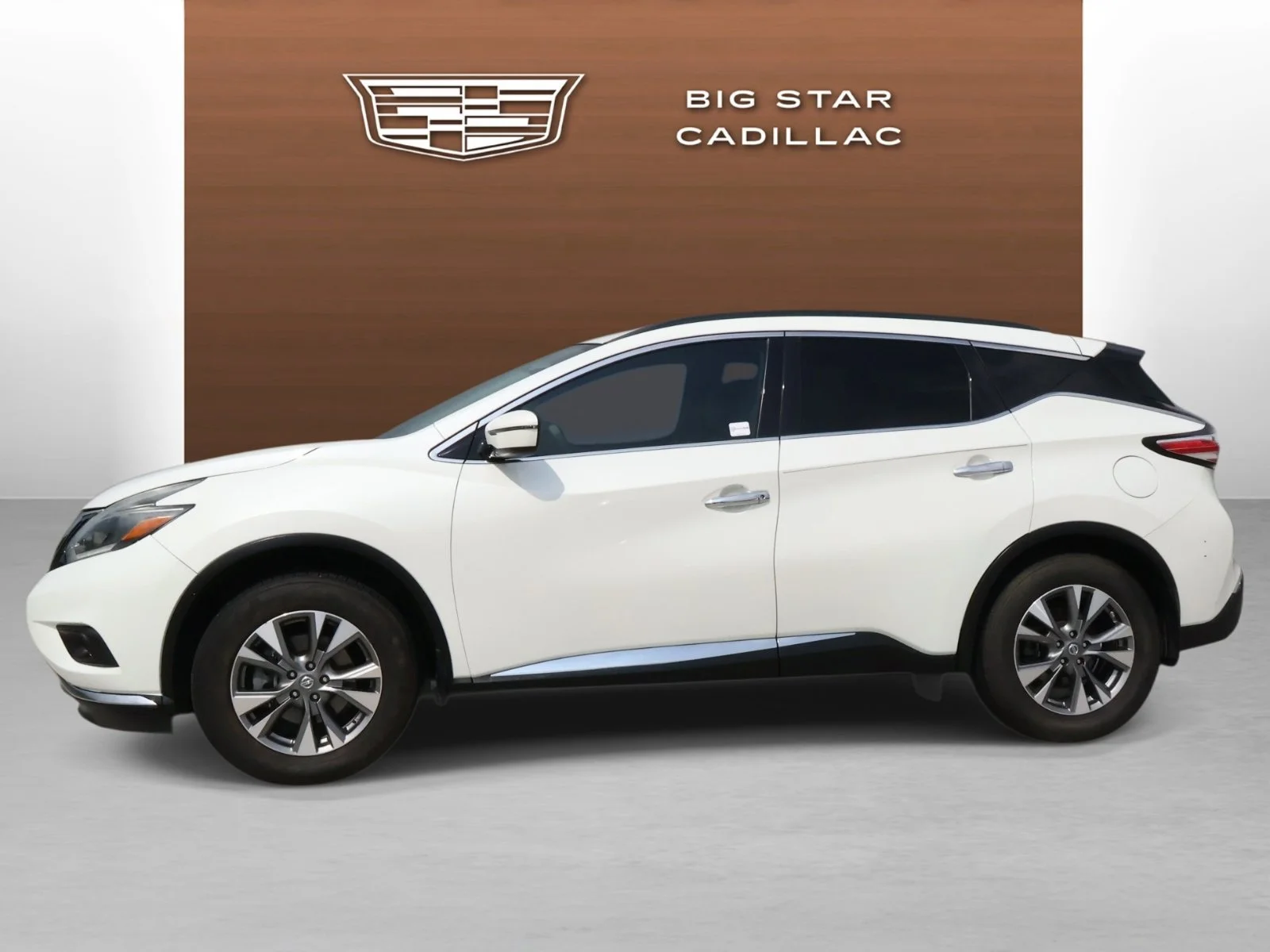 Used 2018 Nissan Murano SV with VIN 5N1AZ2MG1JN128132 for sale in Friendswood, TX
