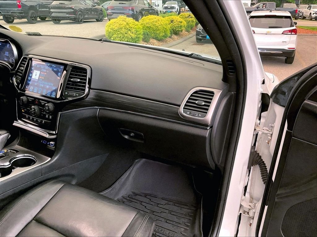 Used 2020 White Jeep Limited image 13