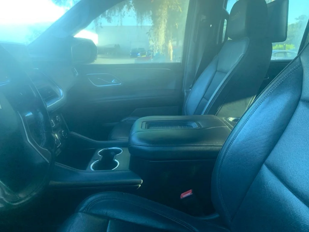 Used 2021 Blue Chevrolet High Country image 3