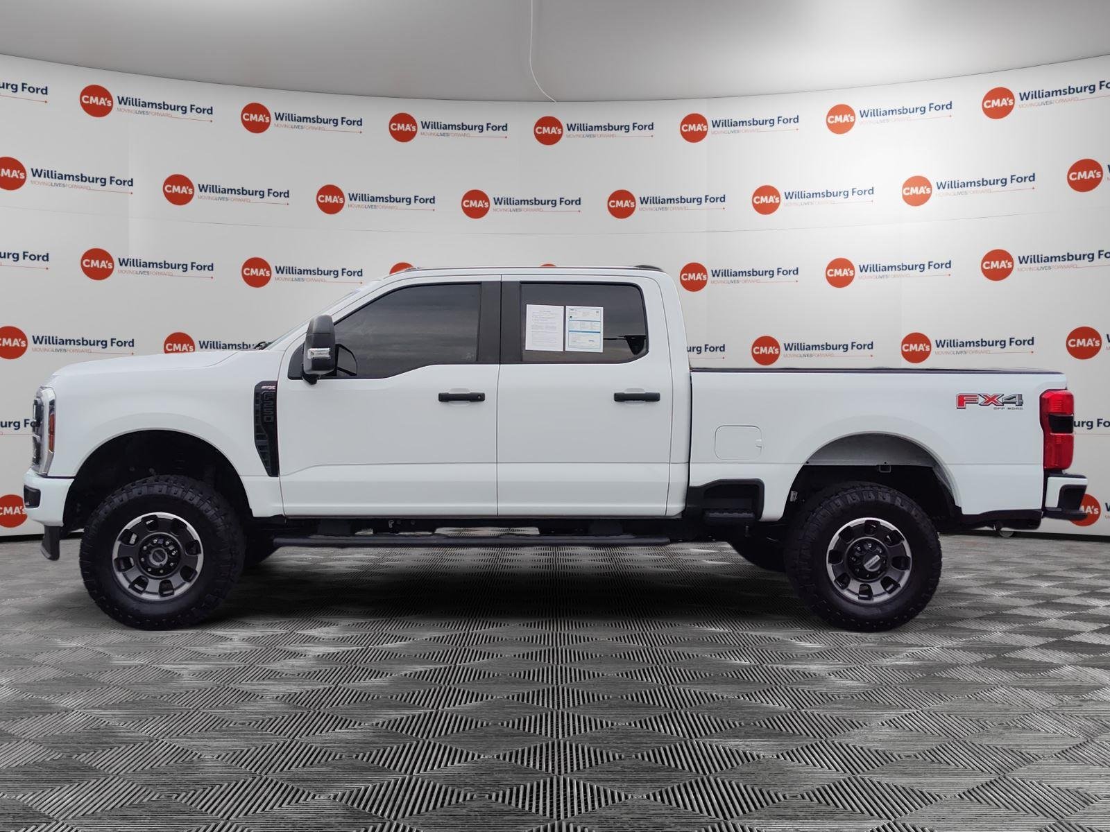 Used 2024 Oxford White Ford XL image 2