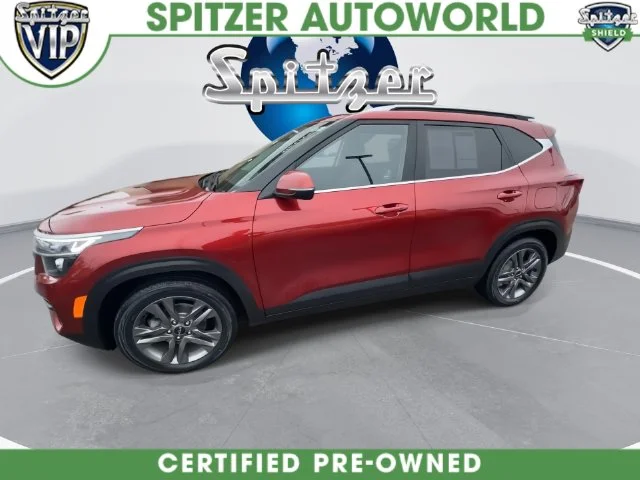 Used 2023 Orange Kia S image 9