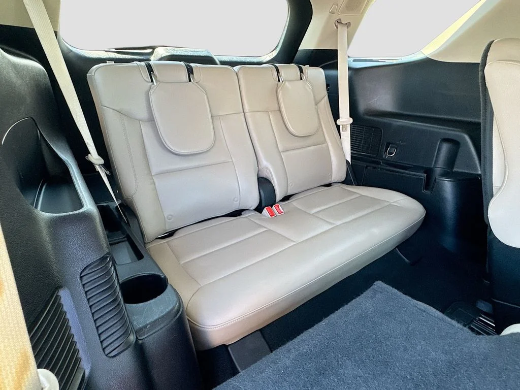 Used 2020 Blue Ford Limited image 31