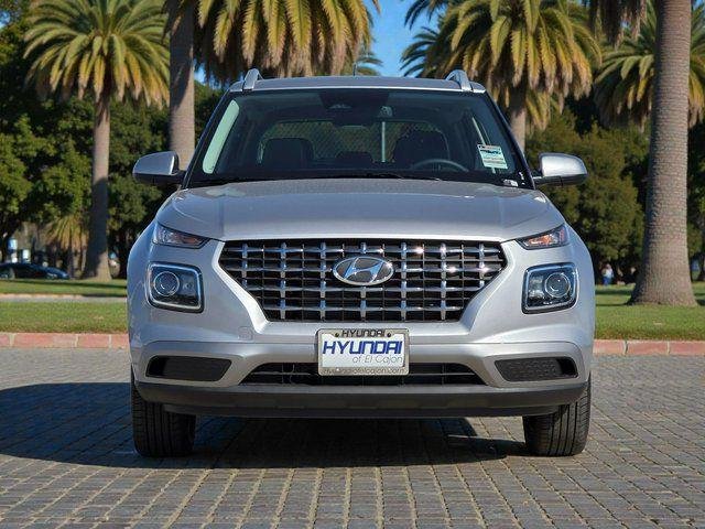 New 2026 Silver Hyundai SEL image 3