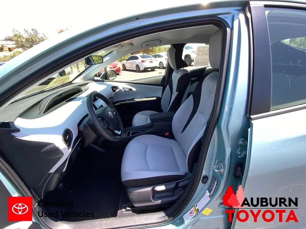 Certified Used 2022 Beige Toyota L image 28