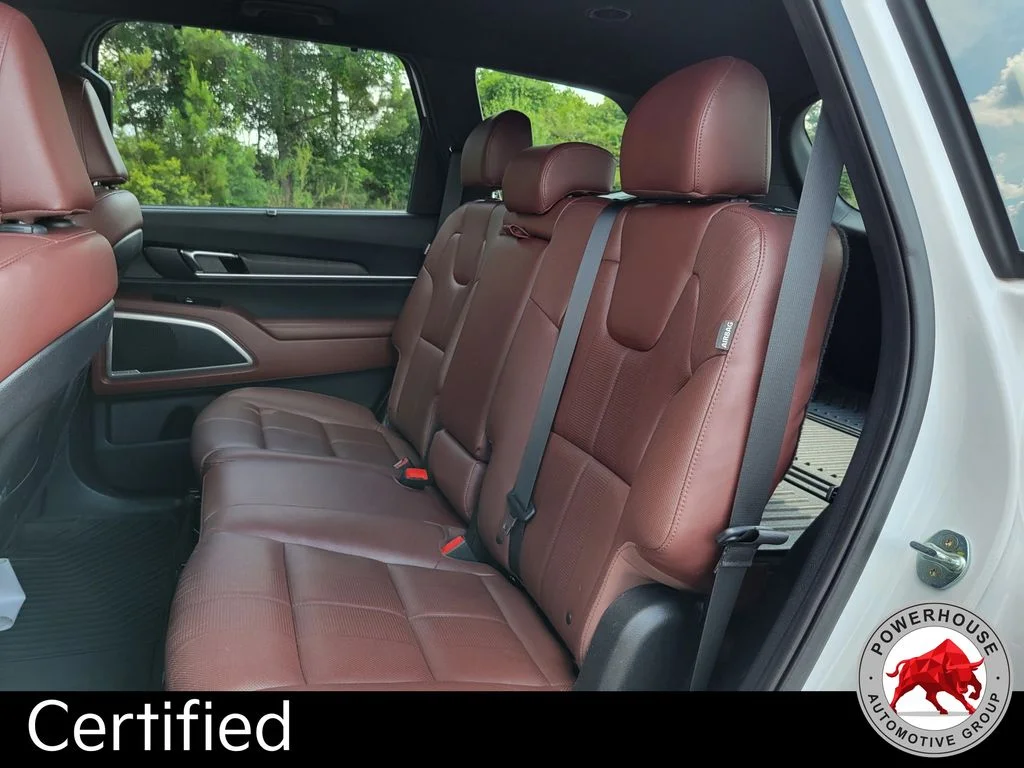Used 2023 White Kia EX image 17