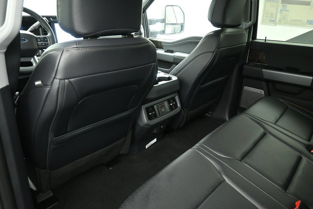 New 2026 Oxford White Ford Lariat image 18