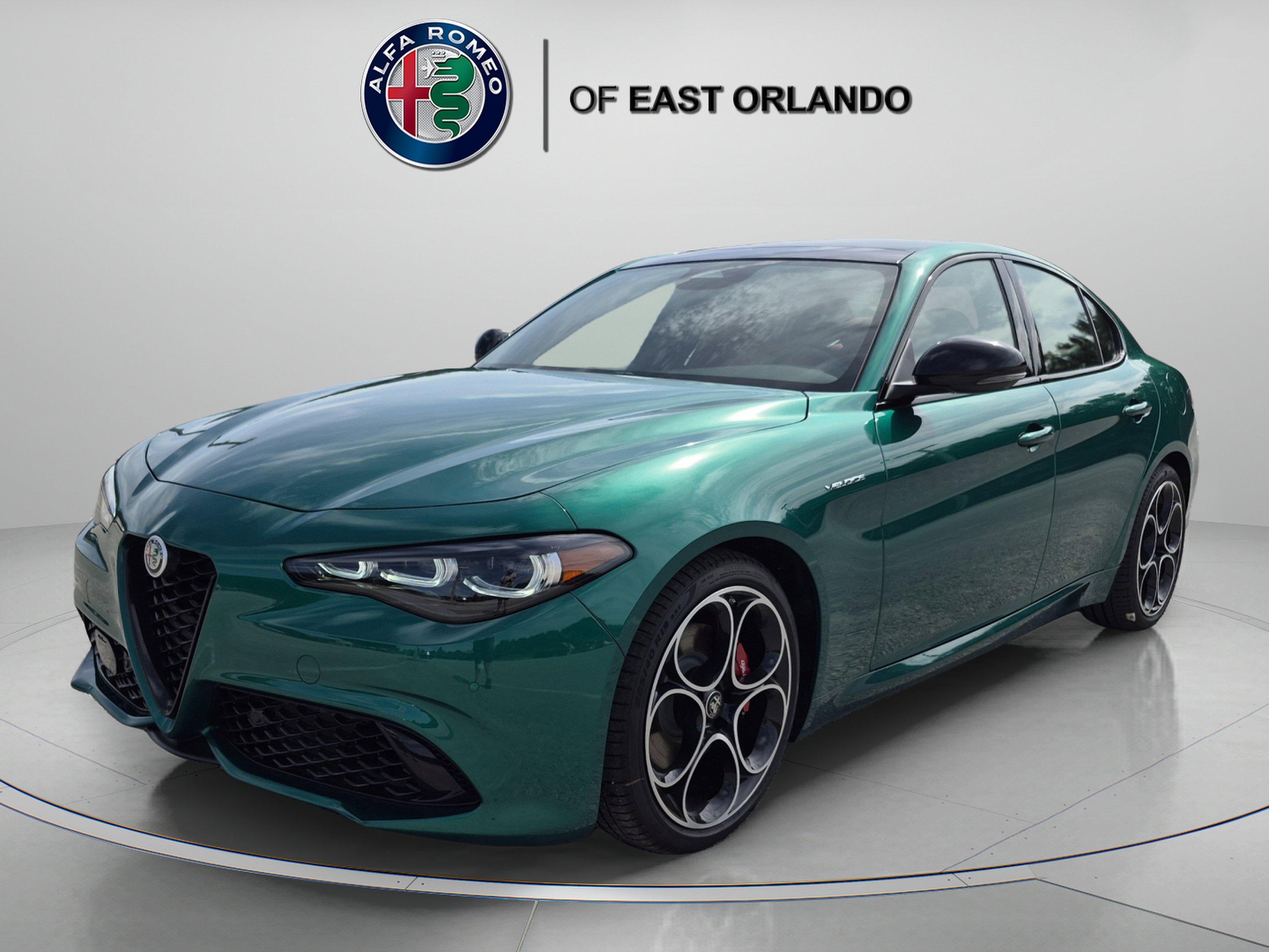 New 2026 Verde Fangio Metallic Alfa Romeo  image 3