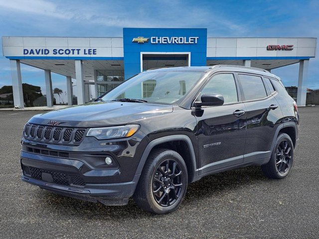 2023 Jeep Compass Altitude