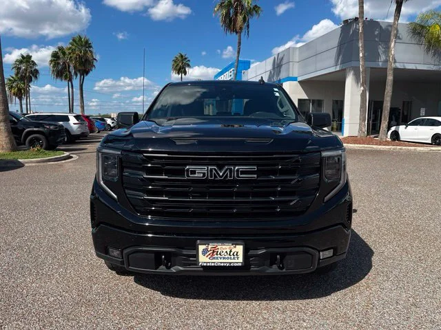 Used 2022 ONYX BLACK GMC Elevation image 2