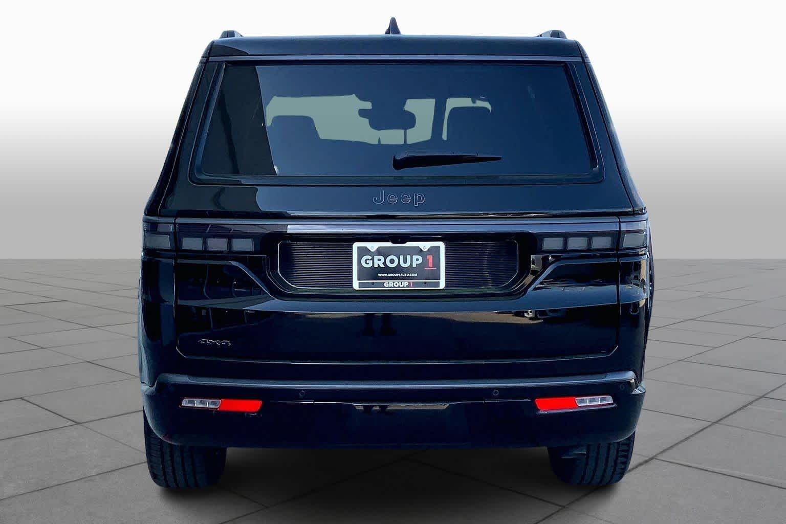 New 2026 High Gloss Black Jeep Limited Altitude image 4