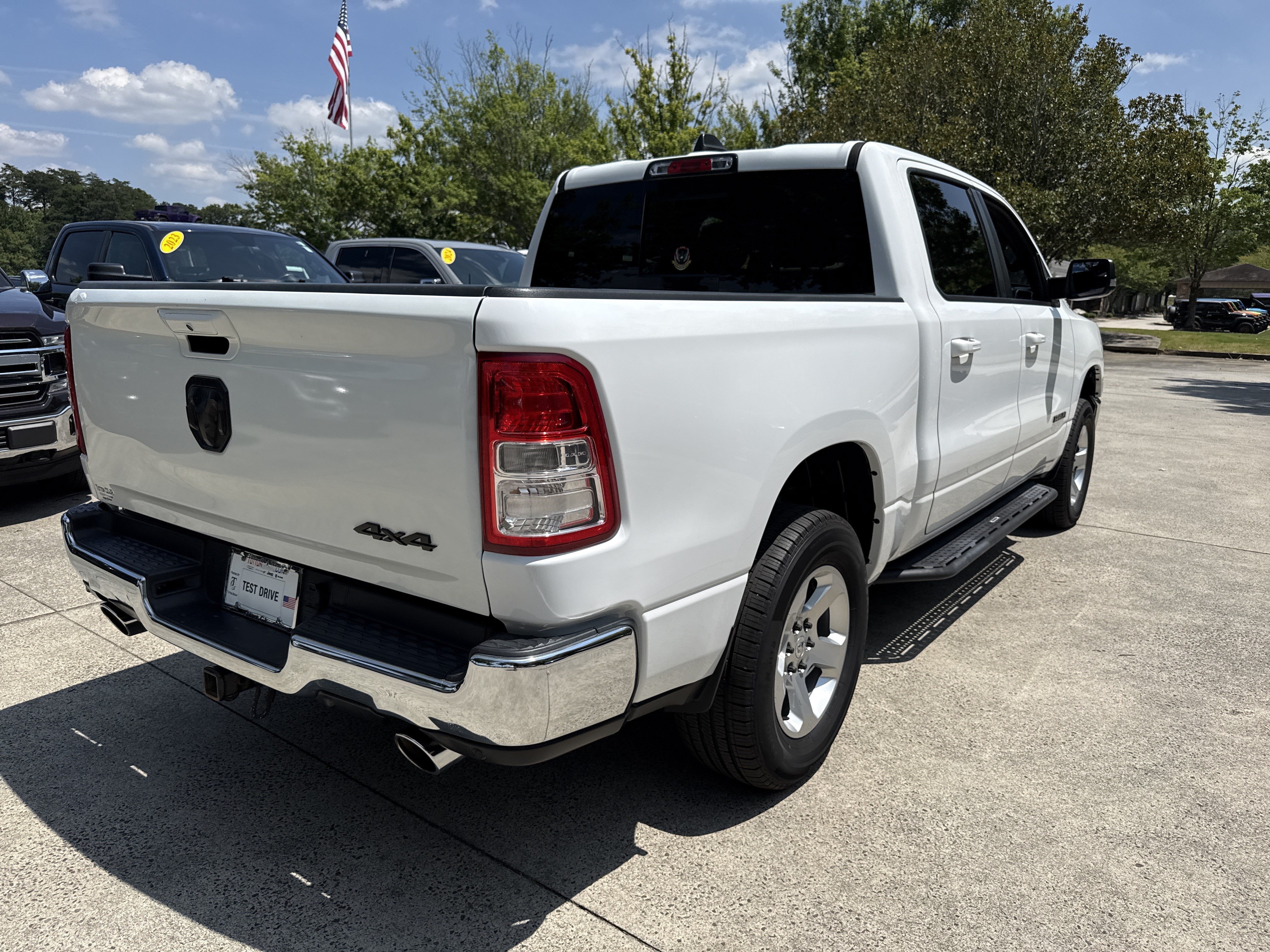 Used 2022 Bright White Clearcoat Ram Big Horn image 7
