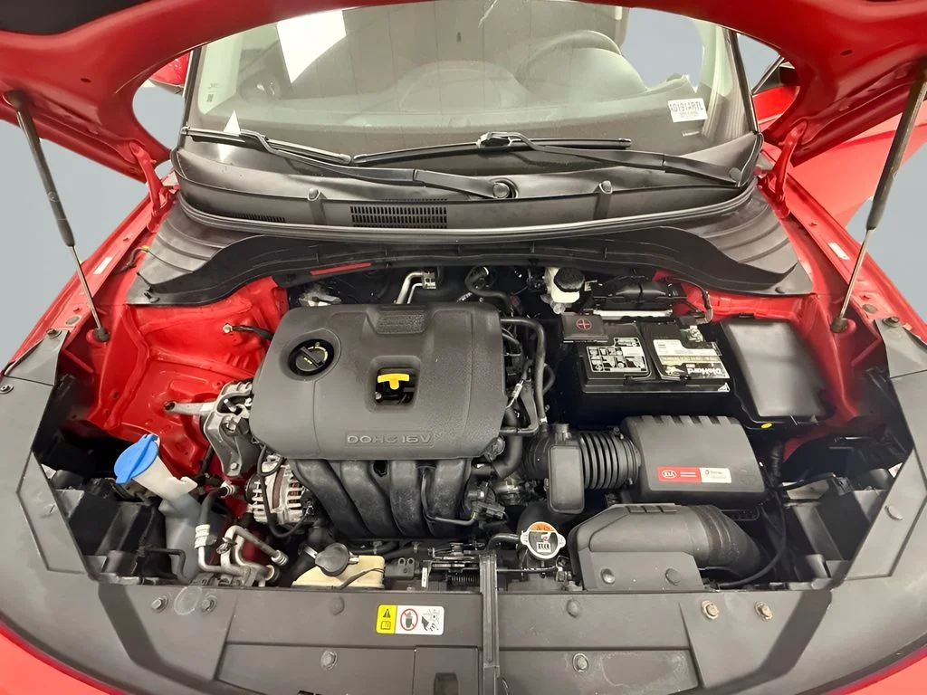 Used 2020 Red Kia LX image 21