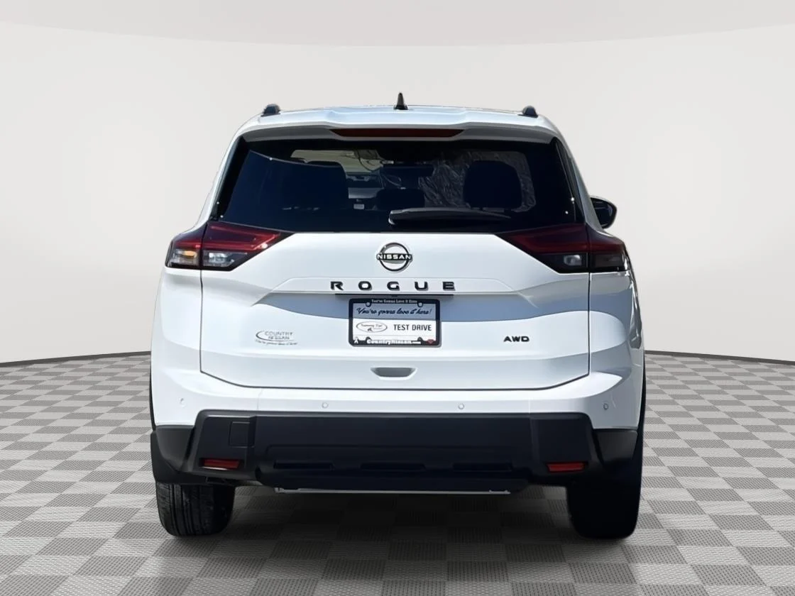 New 2026 Everest White Pearl TriCoat Nissan Dark Armor™ image 6