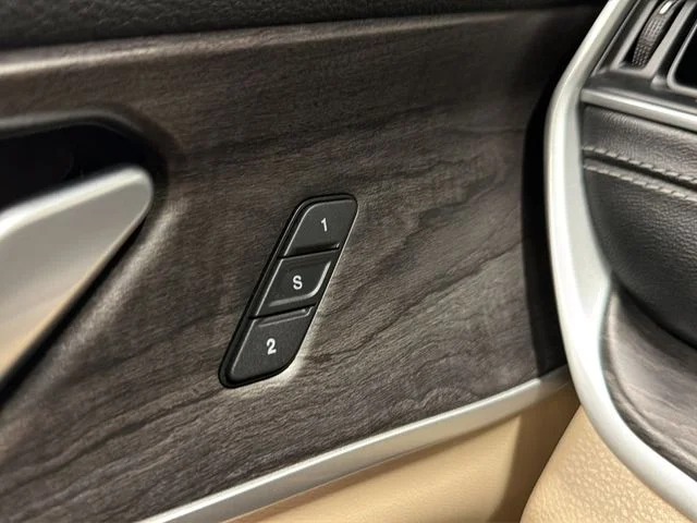 Used 2023 White Jeep Limited image 42
