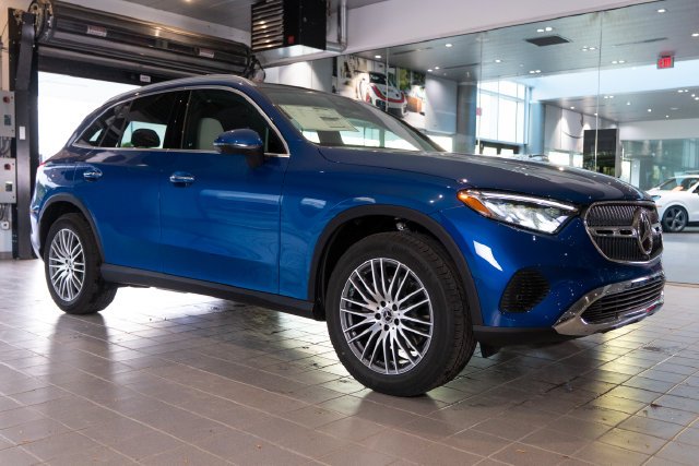 2027 Mercedes-Benz GLC