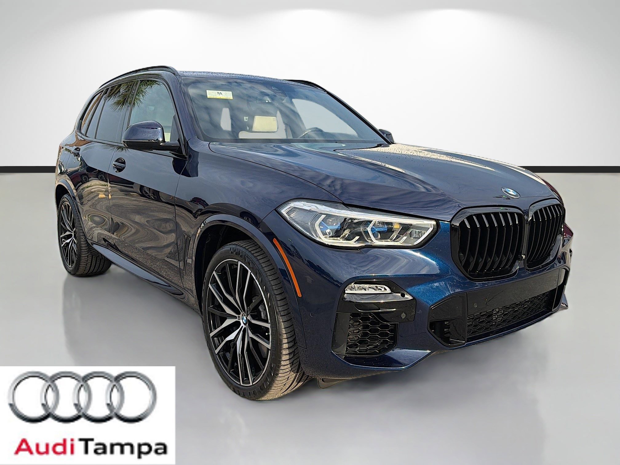 2021 BMW X5 M50i's photo