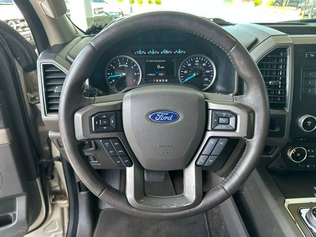 Used 2018 Gold Ford XLT image 15