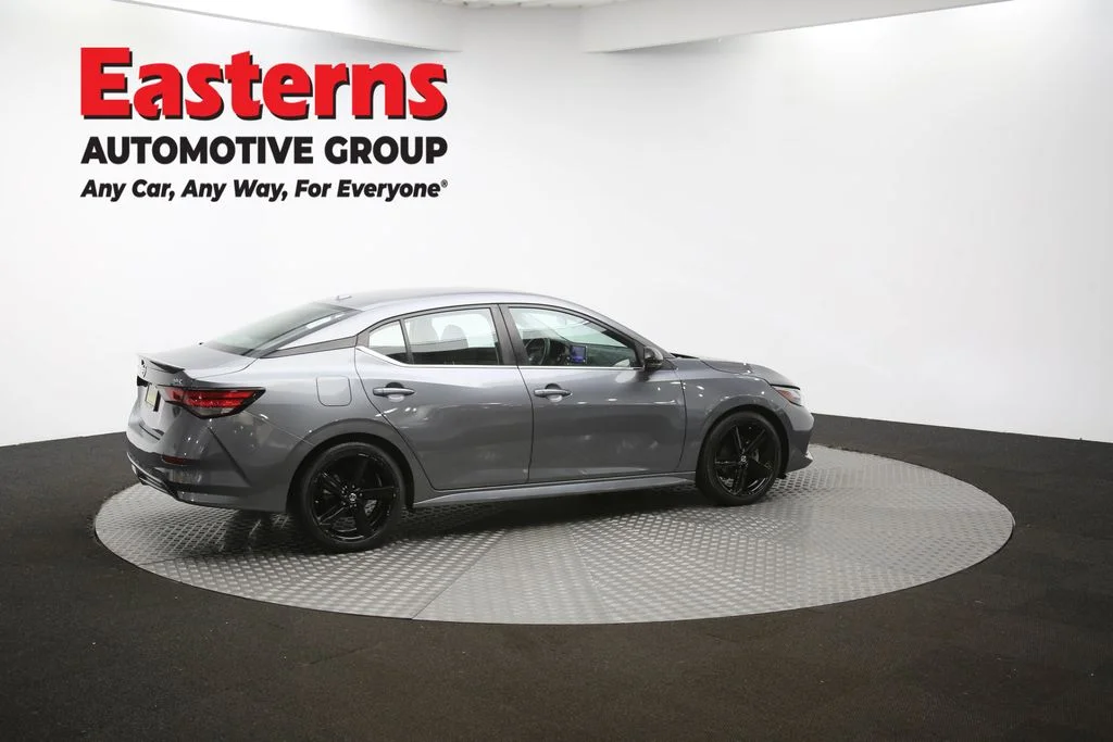 Used 2023 Gray Nissan SR image 42
