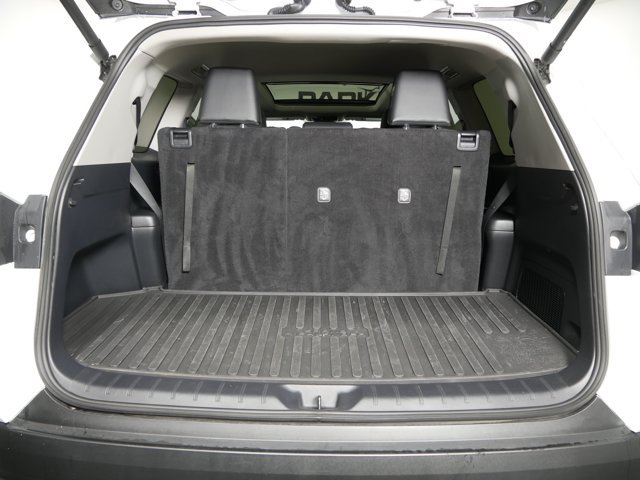 Used 2024 Wind Chill Pearl Toyota XLE image 15