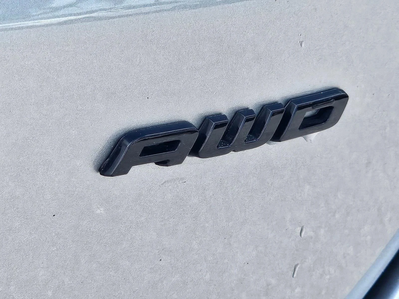 Used 2024 Iconic Silver Metallic Ford SE image 8