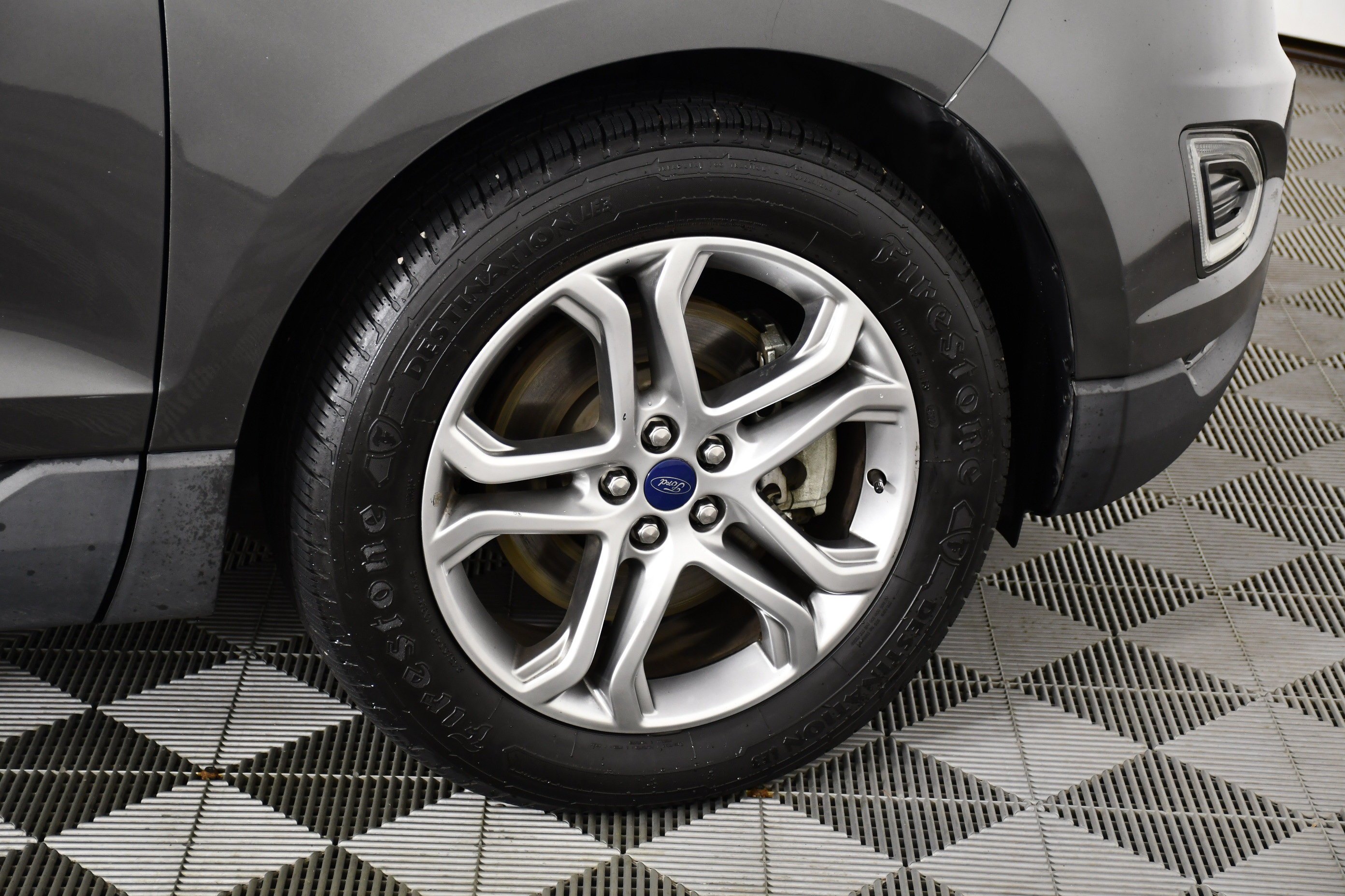 Used 2016 Magnetic Ford Titanium image 54
