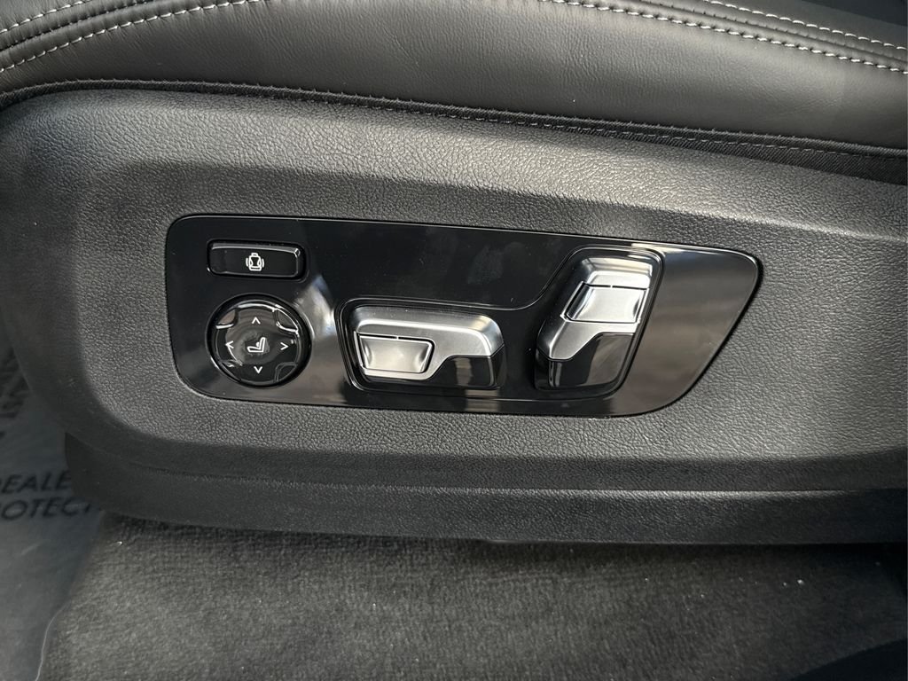 2026 BMW X7 M60i - Photo 25